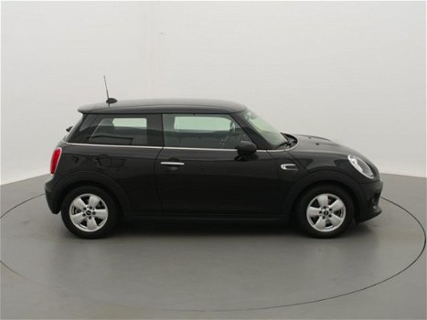 Mini Mini Cooper - 1.5 136pk Salt Package + Wired Business Package + Excitement Package + Chrome Lin - 1