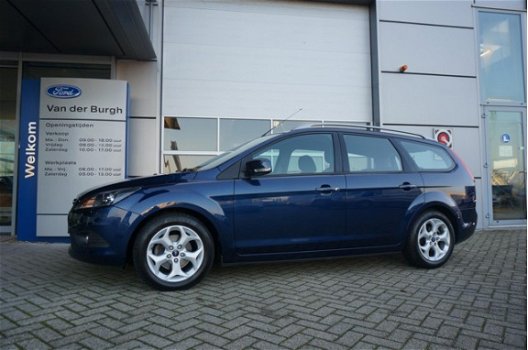 Ford Focus Wagon - Comfort 1.6i 100pk TREKHAAK - 1