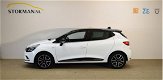 Renault Clio - TCe 90 Limited | RIJKLAARPRIJS INCLUSIEF AFLEVERPAKKET T.W.V. € 695, - | - 1 - Thumbnail