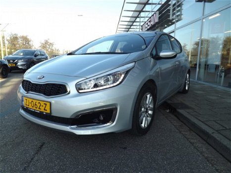 Kia Cee'd - 1.0 T-GDi DynamicLine Rijklaarprijs - 1