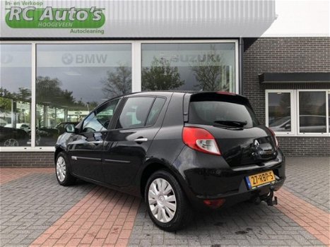 Renault Clio - - 1.5 dCi Parisienne 5-DEURS-AIRCO - 1