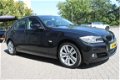 BMW 3-serie - 2.0 I 318 105KW Business Line / Trekhaak - 1 - Thumbnail