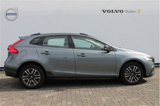 Volvo V40 - V40CC T3 152PK Nordic+ Standkachel, LED verlichting, on call, - 1