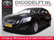 Volvo V60 - 1.6 D2 Momentum Business Navi 100% OH.116.000 km