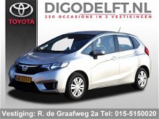 Honda Jazz - 1.3 i-VTEC Trend Automaat | Navigatie | Cruise control | Trekhaak