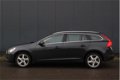 Volvo V60 - 1.6 DRIVe Summum Navigatie/Parkeersensor/Leer/Lmv 17