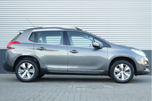 Peugeot 2008 - 1.2 110PK Allure NAVI ECC LMV CHROOM BLUETOOTH CRUISE LEDER-STOF ETC FINANCIEREN AL V - 1