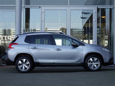 Peugeot 2008 - 1.2 110 PK ALLURE | TREKHAAK | PANORAMA DAK | NAVI - 1