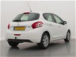 Peugeot 208 - 1.2 82pk Envy | Navigatie | Climate Control | Parkeersensoren | Trekhaak | - 1 - Thumbnail