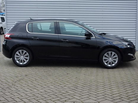 Peugeot 308 - PREMIERE 125 PK - PANORAMA - NAV - LMV - 1