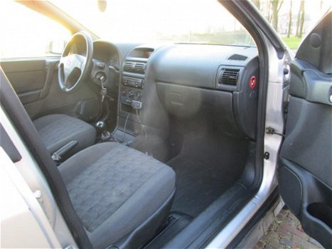 Opel Astra - 1.6 Edition Airco 5 Drs Cruisecontrol Trekhaak - 1