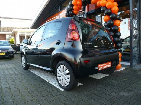 Peugeot 107 - 1.0 Première 5Drs Airco Toerenteller Elec Pakket Face Lift PK - 1