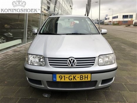 Volkswagen Polo - 1.4 Trendline - 1