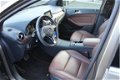 Mercedes-Benz B-klasse - 200 AMBITION 7G AUTOMAAT PANORANADAK NAVI LEDER XENON ELECTR STOELEN - 1 - Thumbnail