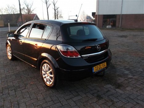 Opel Astra - 1.6 Temptation airco navi - 1