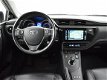 Toyota Auris Touring Sports - 1.8 HYBRID EXECUTIVE + LEDER / STOELVERW. / AFN. TREKHAAK / CAMERA / L - 1 - Thumbnail