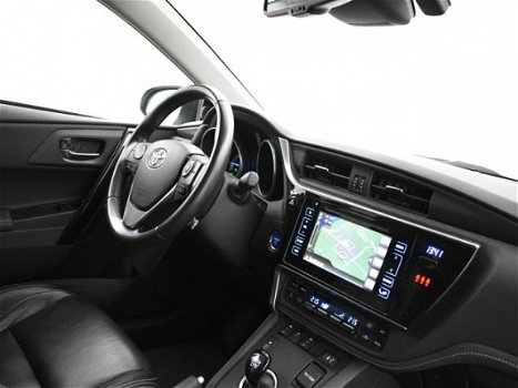 Toyota Auris Touring Sports - 1.8 HYBRID EXECUTIVE + LEDER / STOELVERW. / AFN. TREKHAAK / CAMERA / L - 1