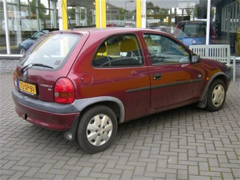 Opel Corsa - - 1.2i-16V Strada - 1