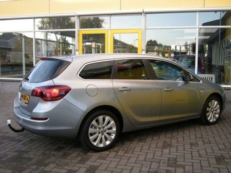 Opel Astra Sports Tourer - - 1.4 Turbo Cosmo - 1