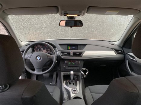 BMW X1 - SDrive18i Executive | 6 MND GARANTIE | APK BIJ AFLEVERING | AFLEVERBEURT | NIEUWSTAAT - 1