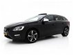 Volvo V60 - 2.4 D6 AWD Plug-In Hybrid R-Design *MODEL2015+XENON+SUNROOF+LEDER+NAVI+PDC+ECC+CRUISE - 1 - Thumbnail