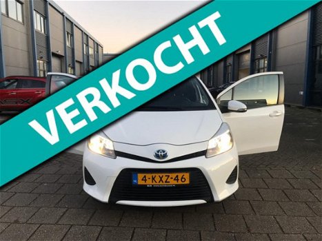 Toyota Yaris - 1.5 Full Hybrid Aspiration AIRCO, NAP, HYBRIDE, CAMERA, NAVI - 1