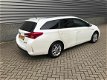 Toyota Auris Touring Sports - 1.8 Hybrid Lease - Camera, NAVI, Airco, Pano, DEALER ONDERHOUDEN - 1 - Thumbnail