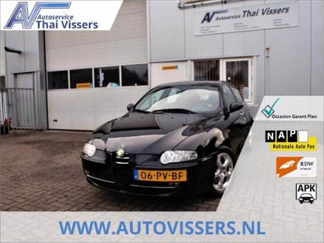 Alfa Romeo 147 - 1.6 T.Spark Trofeo Airco LMV Navi 5Deurs - 1