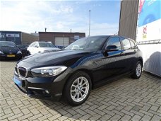 BMW 1-serie - 116i 5-Drs 13Dkm Stoelverw Parkeersensor 16"Inch Bluetooth Airco/Ecc Cruise