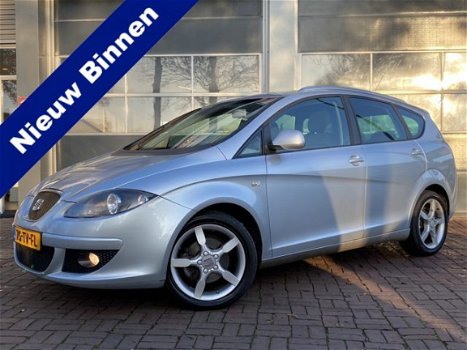 Seat Altea XL - 1.9 TDI Stylance 17inch Trekhaak Cv Cruise Hoge Zit Dealer onderhouden - 1