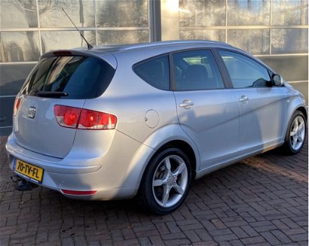 Seat Altea XL - 1.9 TDI Stylance 17inch Trekhaak Cv Cruise Hoge Zit Dealer onderhouden - 1