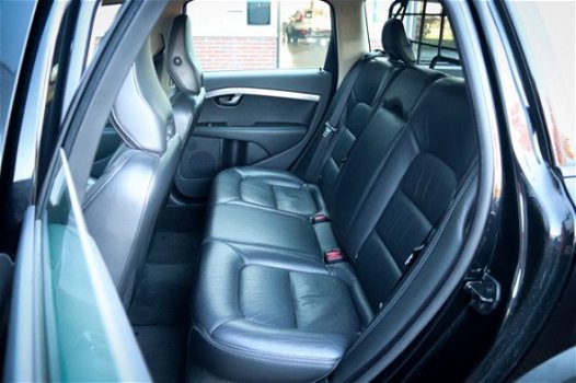 Volvo XC70 - D5 AWD Aut. Momentum, Navi, Leder, Bluetooth, 18 Inch - 1