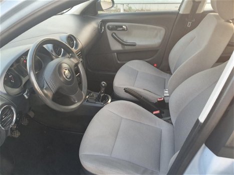 Seat Ibiza - 1.4-16V Stella - 5 DEURS - NETTE AUTO - 140.000KM - 1