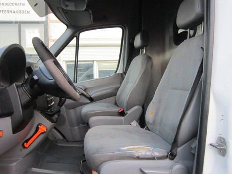 Volkswagen Crafter - 35 2.5 TDI L3H2 - 1