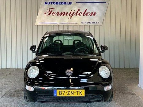 Volkswagen New Beetle - 2.0 Highline - 1