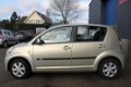 Daihatsu Sirion 2 - 1.0-12V Premium - 1 - Thumbnail