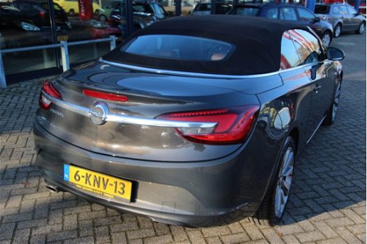 Opel Cascada - 1.4 Turbo ecoFLEX Cosmo | Leder | Navigatie | APK 15-02-2021 | BOMVOL | - 1