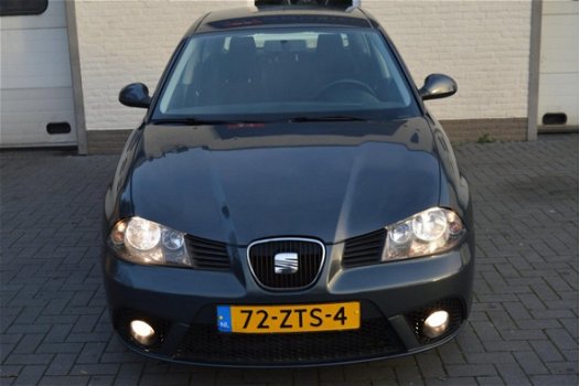 Seat Ibiza - 1.4-16V Reference AUTOMAAT , CRUISE, AIRCO - 1