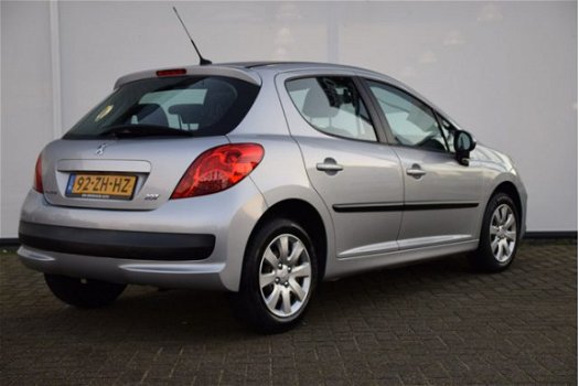 Peugeot 207 - 1.4 VTi XT Airco, 5-Deurs, All-Seasonbanden - 1