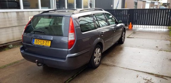 Ford Mondeo Wagon - 2.0 16V Collection - 1