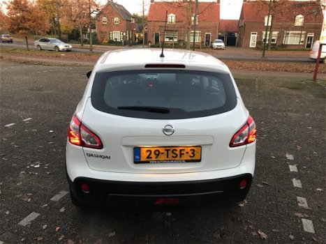 Nissan Qashqai - 2.0 Acenta Mooie en goed onderhouden voertuig, CLIMATRONIC, CRUISE CONTROL , LM VEL - 1