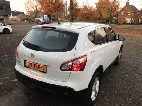 Nissan Qashqai - 2.0 Acenta Mooie en goed onderhouden voertuig, CLIMATRONIC, CRUISE CONTROL , LM VEL - 1