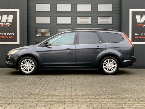 Ford Focus Wagon - 1.6 GHIA - CLIMATE/CRUISE CONTROL - LMV - 1