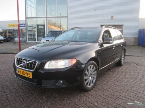 Volvo V70 - 2.5T l LEER l Automaat l Xenon - 1