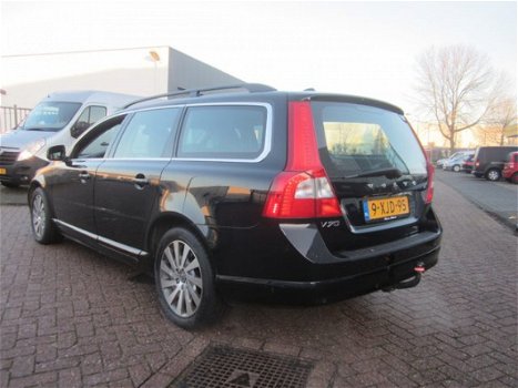 Volvo V70 - 2.5T l LEER l Automaat l Xenon - 1