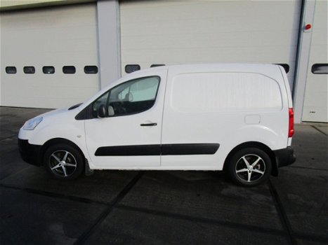 Peugeot Partner - 120 1.6 VTi L1 XR Profit + 1.6 VTI BENZINE GRIJS KENTEKEN 29 EURO WEGENBELASTING - 1