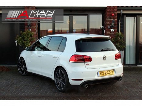 Volkswagen Golf - 2.0 GTI DSG F1 DCC/DYNaudio/Navi/19