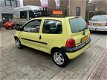 Renault Twingo - 1.2 Comfort Panoramadak NAP APK 1 Jaar - 1 - Thumbnail