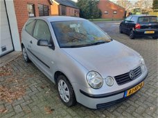 Volkswagen Polo - 1.2