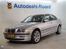 BMW 3-serie - 323i Executive